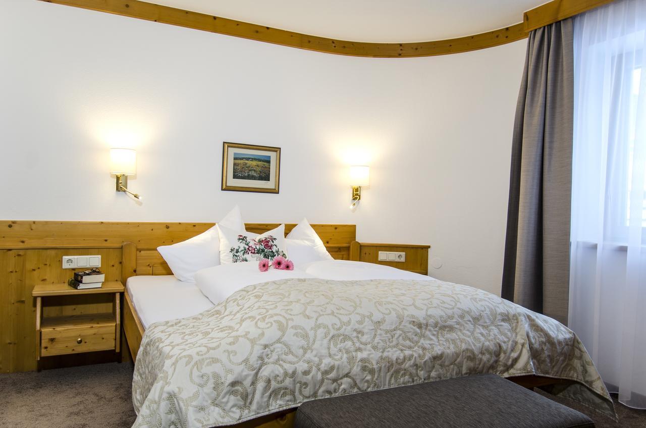 אישגל Hotel Garni Pra Posta מראה חיצוני תמונה